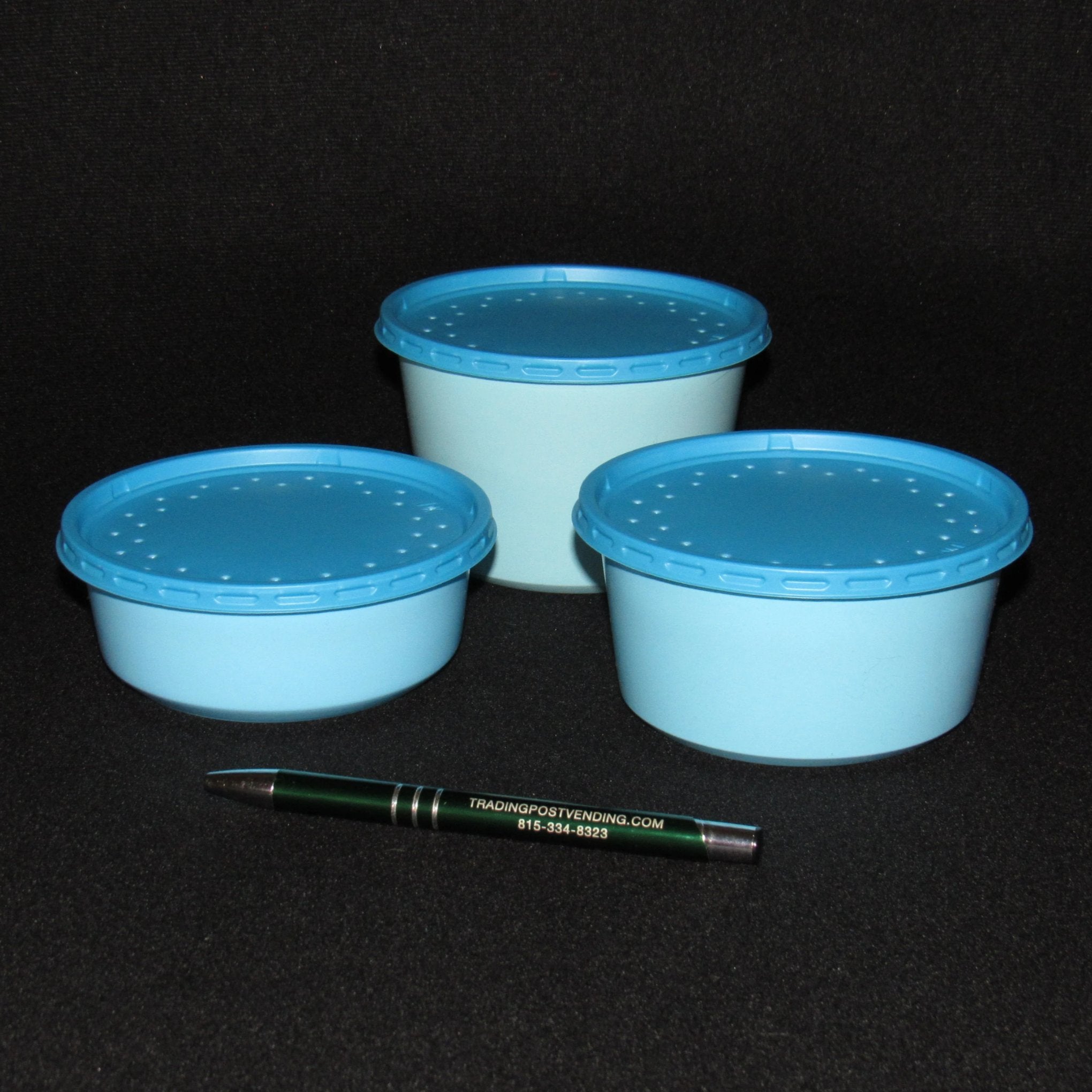 50 - 12 oz blue bait cups with top vented blue plastic lids for a 4.5  Fabri-Kal bait cup.